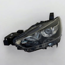 Laden Sie das Bild in den Galerie-Viewer, Frontscheinwerfer Mazda Cx-3 D10E-51040 LED Links Scheinwerfer Headlight