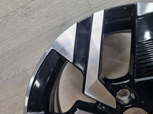 Load image into Gallery viewer, 1x Alufelge 17 Zoll 9849269080 Peugeot 2008 Ii Rim Wheel FEL7382413025yj