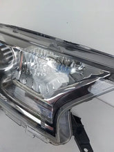 Laden Sie das Bild in den Galerie-Viewer, Frontscheinwerfer Ford Ranger Rechts Scheinwerfer Headlight