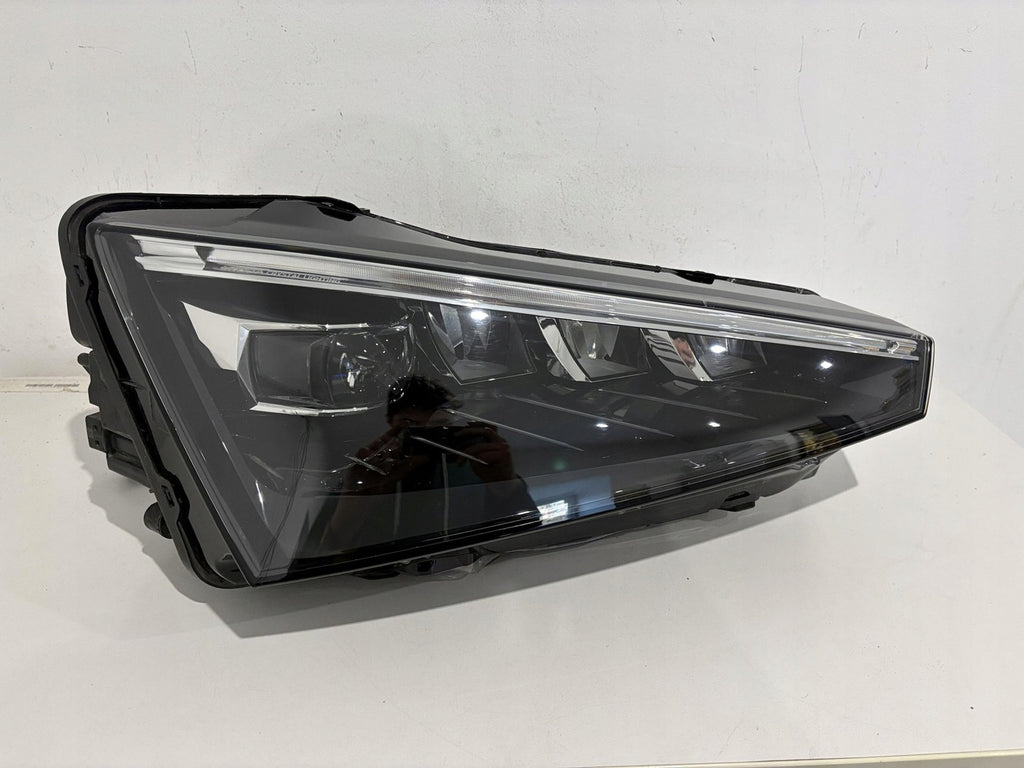 Frontscheinwerfer Skoda Scala 657941016A 657941015A LED Rechts Headlight SCH6448035959lg