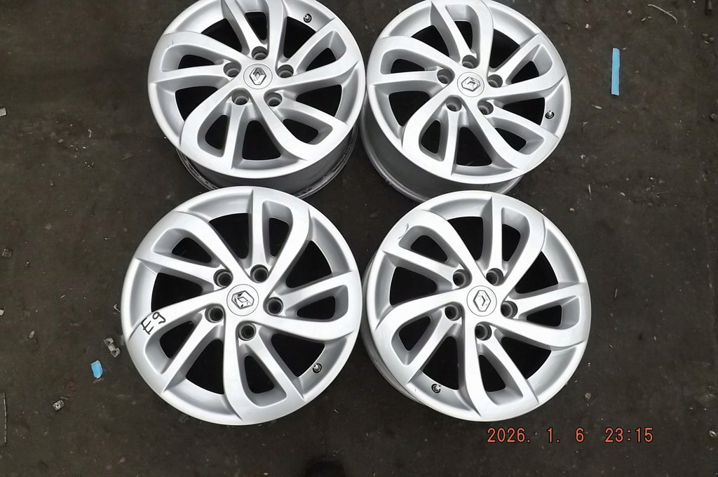 4x Alufelge 16 Zoll 6.5" 5x114.3 47ET 403000028R Renault Megane IV Kadjar FEL3149582210jd