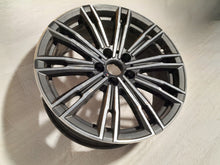 Laden Sie das Bild in den Galerie-Viewer, 1x Alufelge 18 Zoll 7.5&quot; 5x112 8089890 BMW G22 3 G20 Rim Wheel