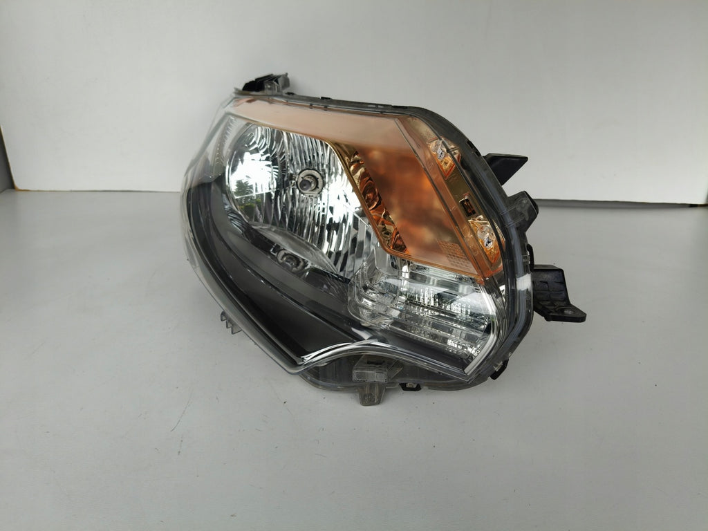 Frontscheinwerfer Mitsubishi L200 15-TAA 8301D154 Rechts Scheinwerfer Headlight SCH4654938407hp