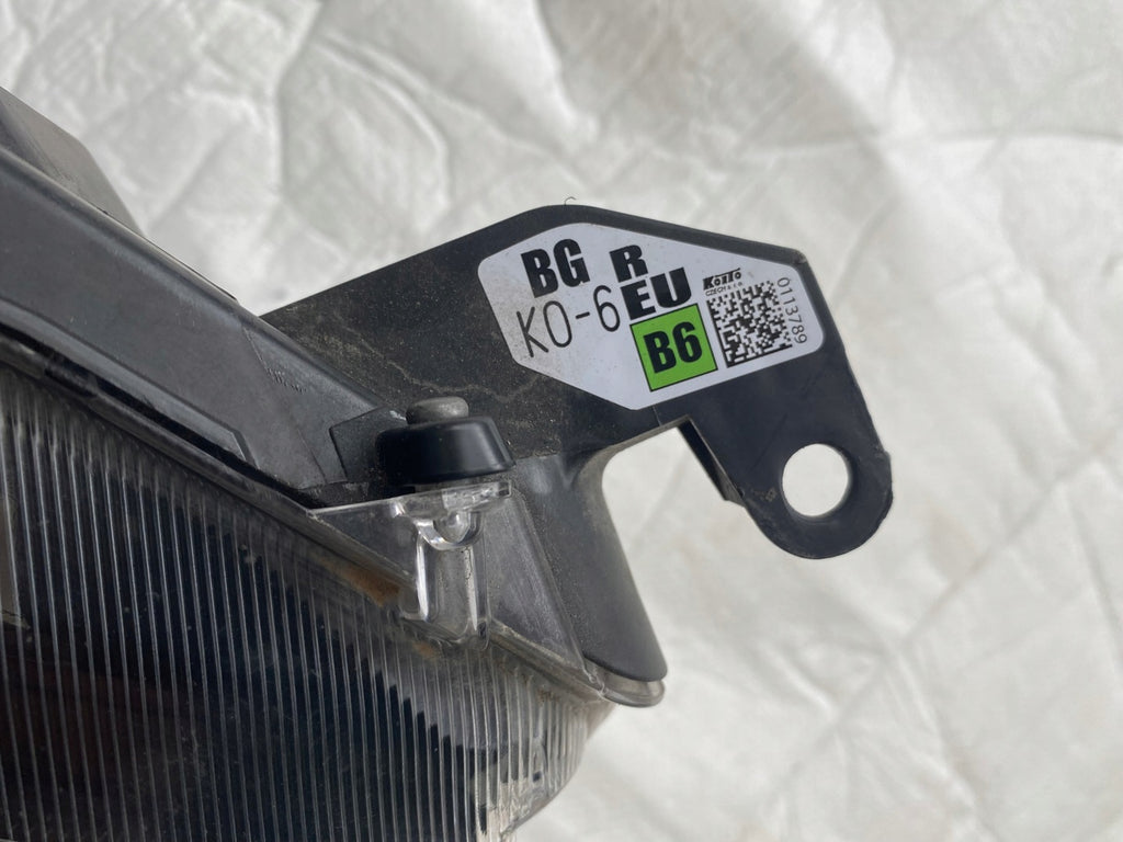 Frontscheinwerfer Toyota Yaris Rechts Scheinwerfer Headlight