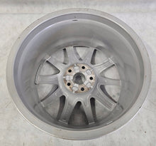 Load image into Gallery viewer, 1x Alufelge 18 Zoll 8.0&quot; 5x112 46ET Glanz Silber 8Y0601025M Audi A3 Rim Wheel