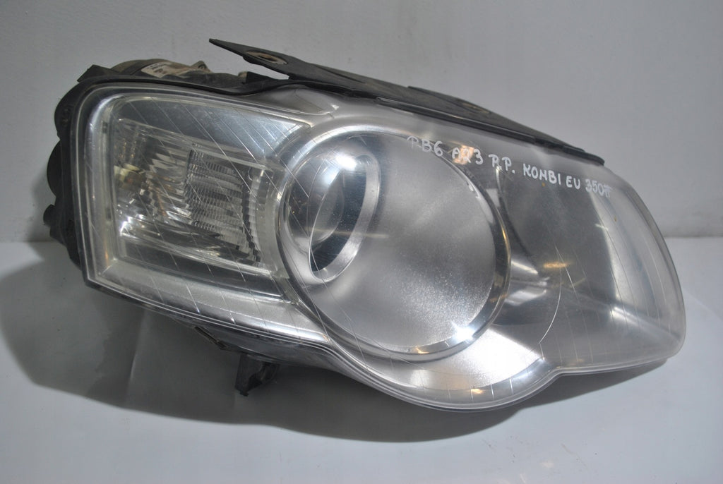 Frontscheinwerfer VW Passat 89316400 Rechts Scheinwerfer Headlight