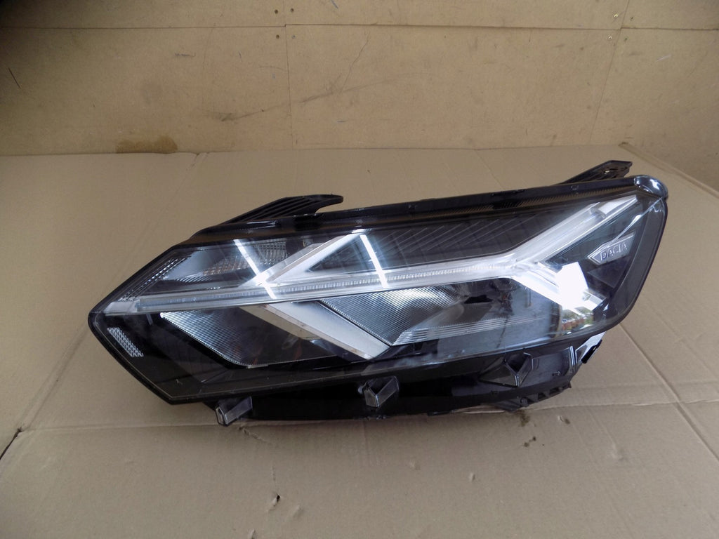 Frontscheinwerfer Dacia Sandero III Jogger 260608545R Links Headlight