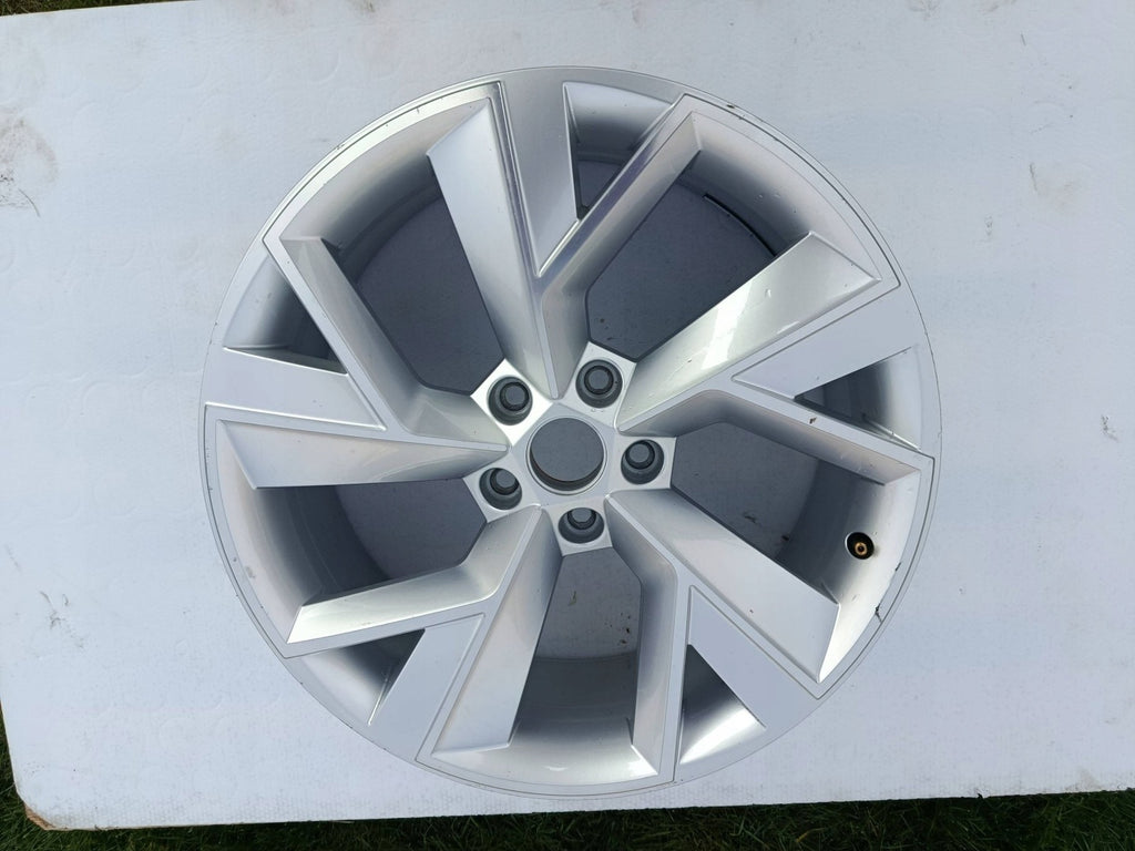 1x Alufelge 19 Zoll 565601025F Skoda Kodiaq Rim Wheel FEL6586005506hb