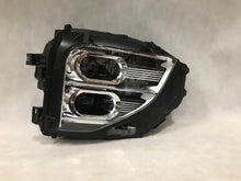 Laden Sie das Bild in den Galerie-Viewer, Frontscheinwerfer Mitsubishi Eclipse Cross Full LED Rechts Headlight