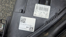 Laden Sie das Bild in den Galerie-Viewer, Frontscheinwerfer Mercedes-Benz Gla A1569061700 Xenon Links Headlight SCH1390269330gi