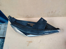 Load image into Gallery viewer, Frontscheinwerfer Hyundai Santa Fe IV 9220781000 LED Rechts oder Links