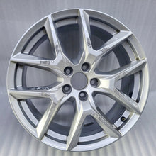 Laden Sie das Bild in den Galerie-Viewer, 1x Alufelge 18 Zoll 7.5&quot; 5x108 50 5ET 31423851 Volvo Xc60 Rim Wheel