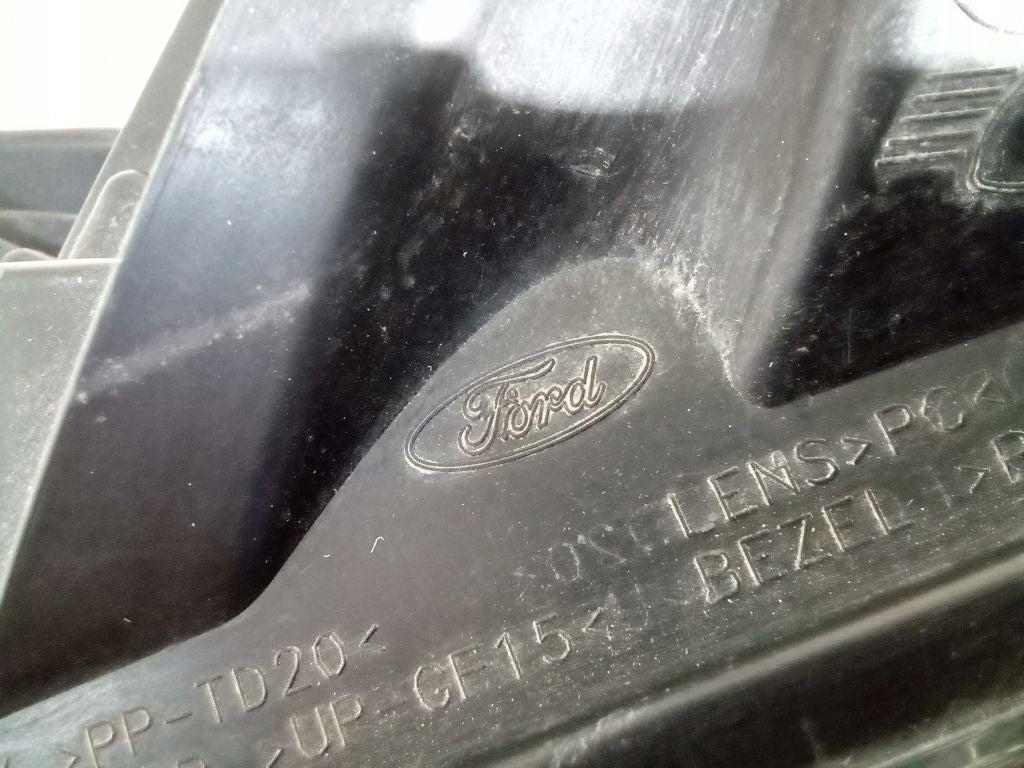 Frontscheinwerfer Ford Focus 4M51-13W030EE Xenon Ein Stück (Rechts oder Links) SCH6054383339zp