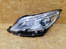 Laden Sie das Bild in den Galerie-Viewer, Frontscheinwerfer Peugeot 2008 I KMR525 9677810180 LED Rechts oder Links