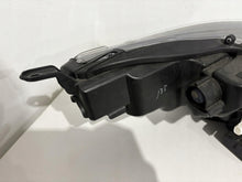 Load image into Gallery viewer, Frontscheinwerfer Toyota Yaris LED Ein Stück (Rechts oder Links) Headlight SCH9221384354jm