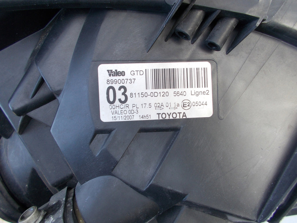 Frontscheinwerfer Toyota Yaris 81150-0D120 Links Scheinwerfer Headlight SCH8407748428qb