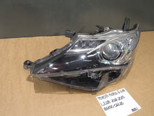 Laden Sie das Bild in den Galerie-Viewer, Frontscheinwerfer Toyota Auris 81150-02E20 Links Scheinwerfer Headlight SCH8042155905bp