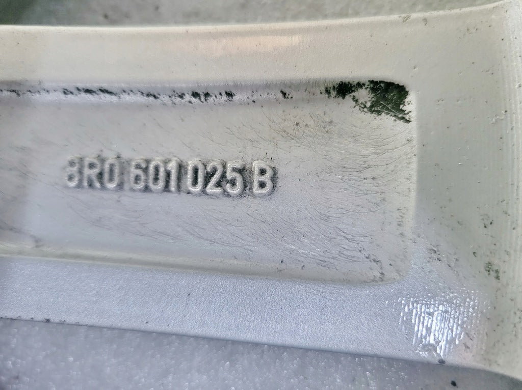 1x Alufelge 19 Zoll 8.0" 5x112 39ET Glanz Silber 8R0601025 Audi Q5 Rim Wheel FEL9113858194mm