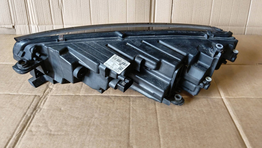 Frontscheinwerfer Skoda Octavia IV 5E4941016 LED Rechts Scheinwerfer Headlight SCH6694917003ei