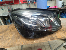 Laden Sie das Bild in den Galerie-Viewer, Frontscheinwerfer Mercedes-Benz W213 A2139069608 LED Rechts Headlight SCH1455089887ef