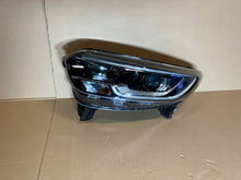 Laden Sie das Bild in den Galerie-Viewer, Frontscheinwerfer Renault Kadjar 260602051R LED Links Scheinwerfer Headlight SCH3161434029aa
