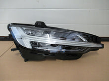 Laden Sie das Bild in den Galerie-Viewer, Frontscheinwerfer Volvo S60 32228816 Full LED Ein Stück (Rechts oder Links) SCH3975382325vq
