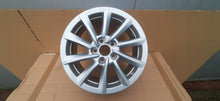 Laden Sie das Bild in den Galerie-Viewer, 1x Alufelge 17 Zoll 7.5&quot; 5x114.3 45ET Toyota Camry Rim Wheel