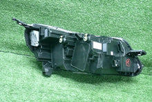 Laden Sie das Bild in den Galerie-Viewer, Frontscheinwerfer Opel Zafira Vivaro C 9847209980 Links Scheinwerfer Headlight SCH3107548098dg