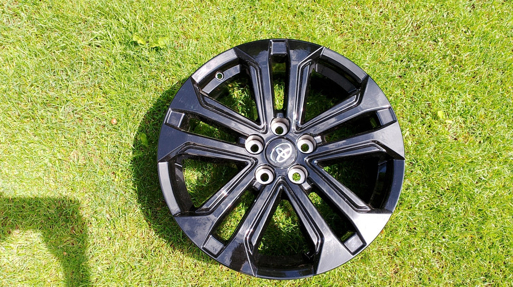 1x Alufelge 18 Zoll 7.0" 5x114.3 Toyota Rav 4 Rim Wheel FEL1809496375jv