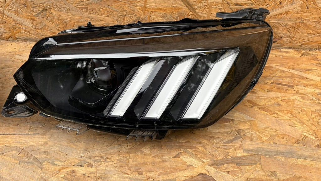 Frontscheinwerfer Peugeot 2008 208 II 9823194180 9641641980 Ein Satz Headlight SCH6766550009oa