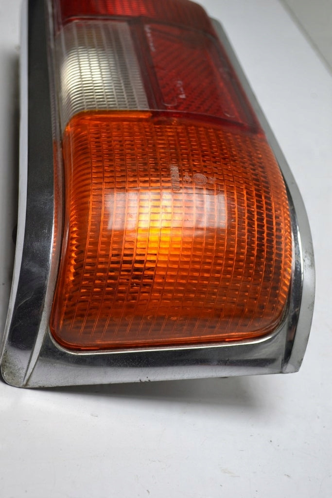 Rückleuchte Mercedes-Benz W114 W115 1158261679 Links Rearlight