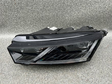 Load image into Gallery viewer, Frontscheinwerfer Skoda Octavia IV 5E4941015A Links Scheinwerfer Headlight SCH8901974646oq