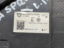 Load image into Gallery viewer, Frontscheinwerfer Dacia Spring 260607303R Ein Stück (Rechts oder Links)