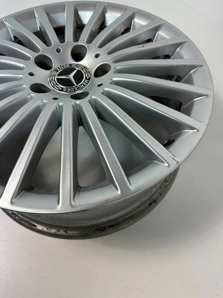 1x Alufelge 17 Zoll A1564011800 Mercedes-Benz Gla Rim Wheel FEL4816457296rv
