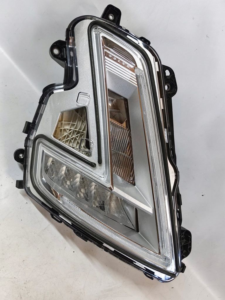 Frontscheinwerfer Volvo 23920310 Rechts Scheinwerfer Headlight SCH6018190708cg
