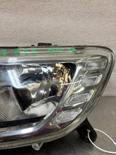 Load image into Gallery viewer, Frontscheinwerfer Dacia Sandero II 260608143R Links Scheinwerfer Headlight SCH2616314180rl