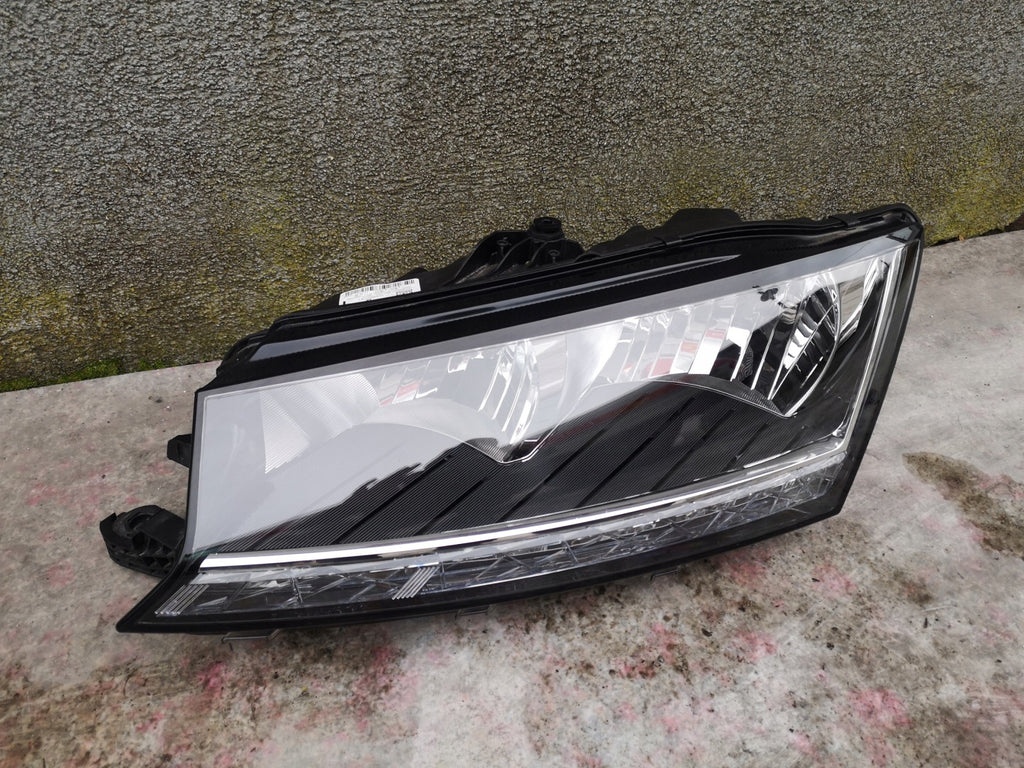 Frontscheinwerfer Skoda Fabia III 6V1941015D Links Scheinwerfer Headlight SCH1215800500rg