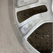 Laden Sie das Bild in den Galerie-Viewer, 1x Alufelge 16 Zoll 6.5&quot; 4x100 Opel Corsa Rim Wheel