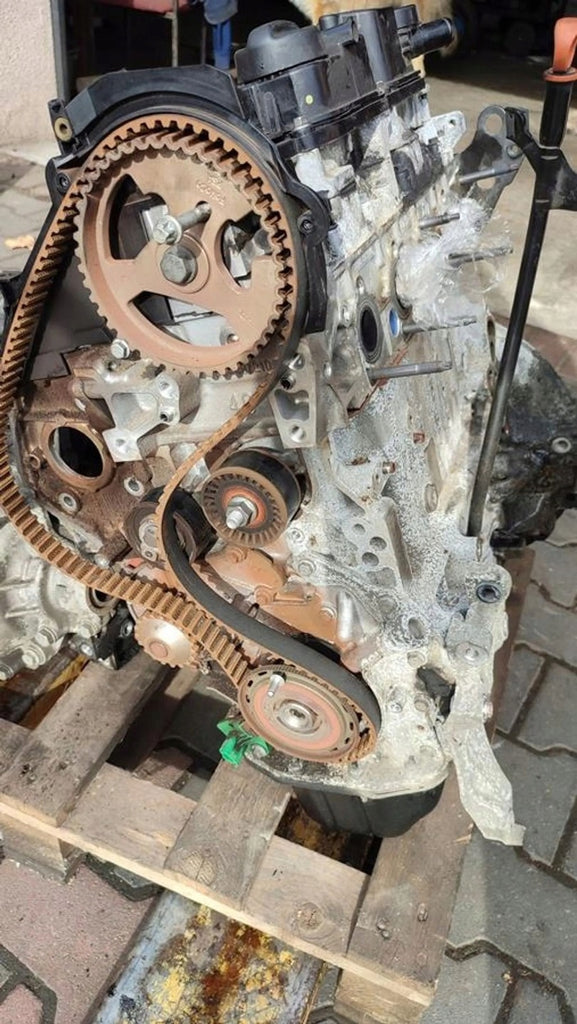 Motor Peugeot 308 II 10JBGY 1.6 HDI 2015 Diesel Engine Unkomplett