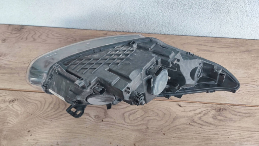 Frontscheinwerfer Renault Megane III 260605817R 030128820100 Vorderseite SCH7440180195hf
