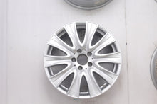 Laden Sie das Bild in den Galerie-Viewer, 1x Alufelge 18 Zoll 8.5&quot; 5x112 Glanz Silber A2224013200 Mercedes-Benz Rim Wheel