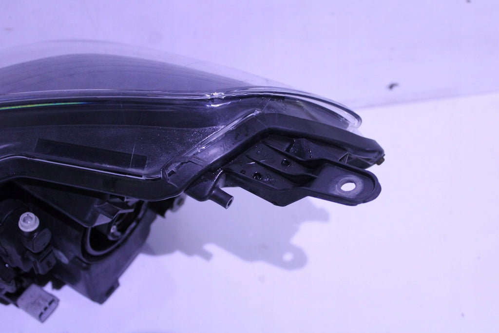 Frontscheinwerfer Toyota Yaris LED Rechts Scheinwerfer Headlight