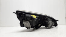 Laden Sie das Bild in den Galerie-Viewer, Frontscheinwerfer Mitsubishi Colt 8301A283 Links Scheinwerfer Headlight