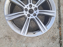 Laden Sie das Bild in den Galerie-Viewer, 1x Alufelge 20 Zoll 9.0&quot; 5x112 35ET 6883753 BMW X5 G05 X6 G06 Rim Wheel