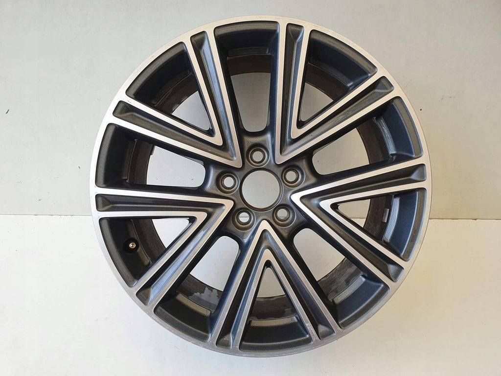 1x Alufelge 17 Zoll 7.5" 5x112 82A601025E Audi A1 Rim Wheel