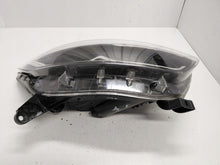 Laden Sie das Bild in den Galerie-Viewer, Frontscheinwerfer Renault Captur I 260107244R Full LED Rechts Headlight SCH2151500623hl