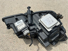 Laden Sie das Bild in den Galerie-Viewer, Frontscheinwerfer Mercedes-Benz A2078203561 Links Scheinwerfer Headlight SCH2530634869tb