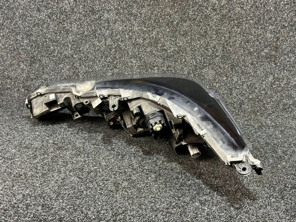 Frontscheinwerfer Toyota Corolla 81110-02S70 LED Ein Stück (Rechts oder Links)