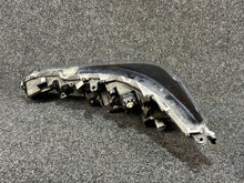 Laden Sie das Bild in den Galerie-Viewer, Frontscheinwerfer Toyota Corolla 81110-02S70 LED Ein Stück (Rechts oder Links)