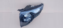Laden Sie das Bild in den Galerie-Viewer, Frontscheinwerfer Ford Transit Courier R2X613W030CF Links Scheinwerfer Headlight SCH5537742043hg